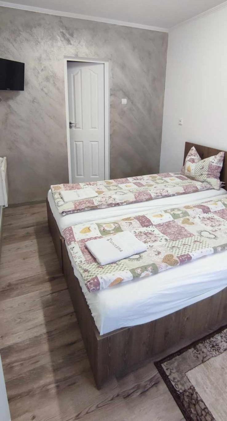 Farkaslaki Panorama Vendeghaz Hotel Lupeni  Eksteriør billede